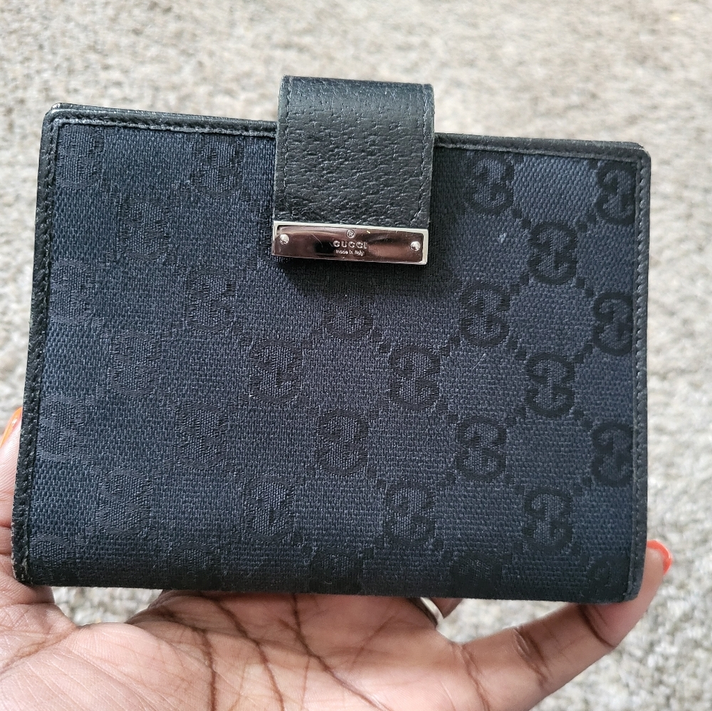 Preloved Authentic Gucci GG agenda/ planner good  condition